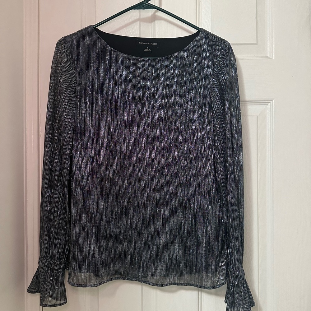 Banana Republic Purple Long Sleeve Pleated Blouse with Crew Neck
